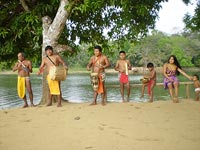 Embera musicians welcome the tourists. Kyra worked as a Response volunteer teaching English to help facilitate the Embera’s communication with tourists.