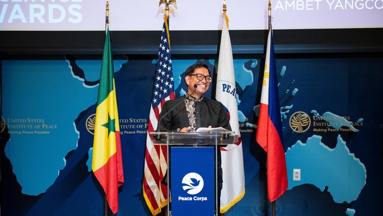 JFK Awards recipient Roberto (Ambet) Yangco