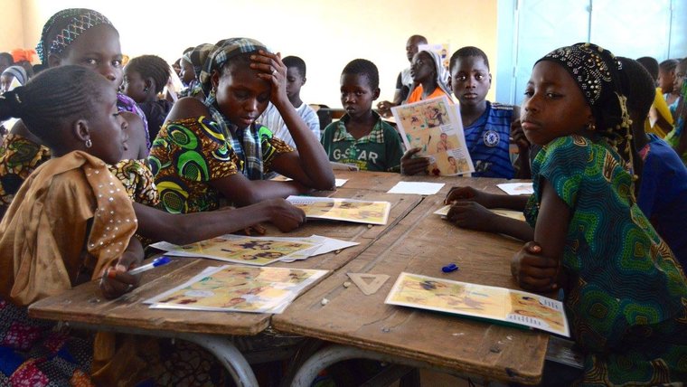 kids in senegal