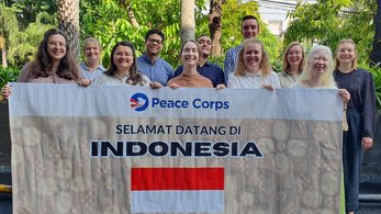 Volunteers arrive in Indonesia