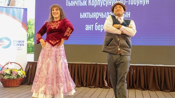 Twenty-one Peace Corps Volunteers Sworn Into Service in the Kyrgyz Republic