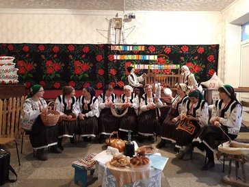 Moldova Strung Together