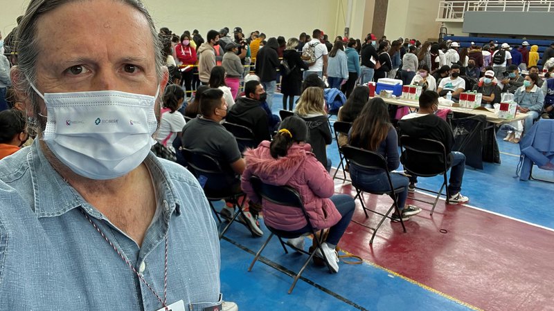 Bruce Bogan at a vaccination site in Mexico