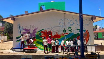 kids painting