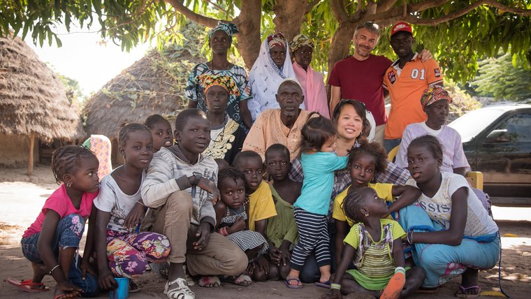 Last day in the village – group picture with our wider family.