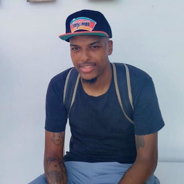 Devin R headshot3