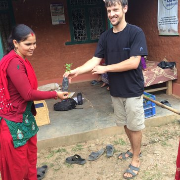 Distribution of moringa tees to local women's health group