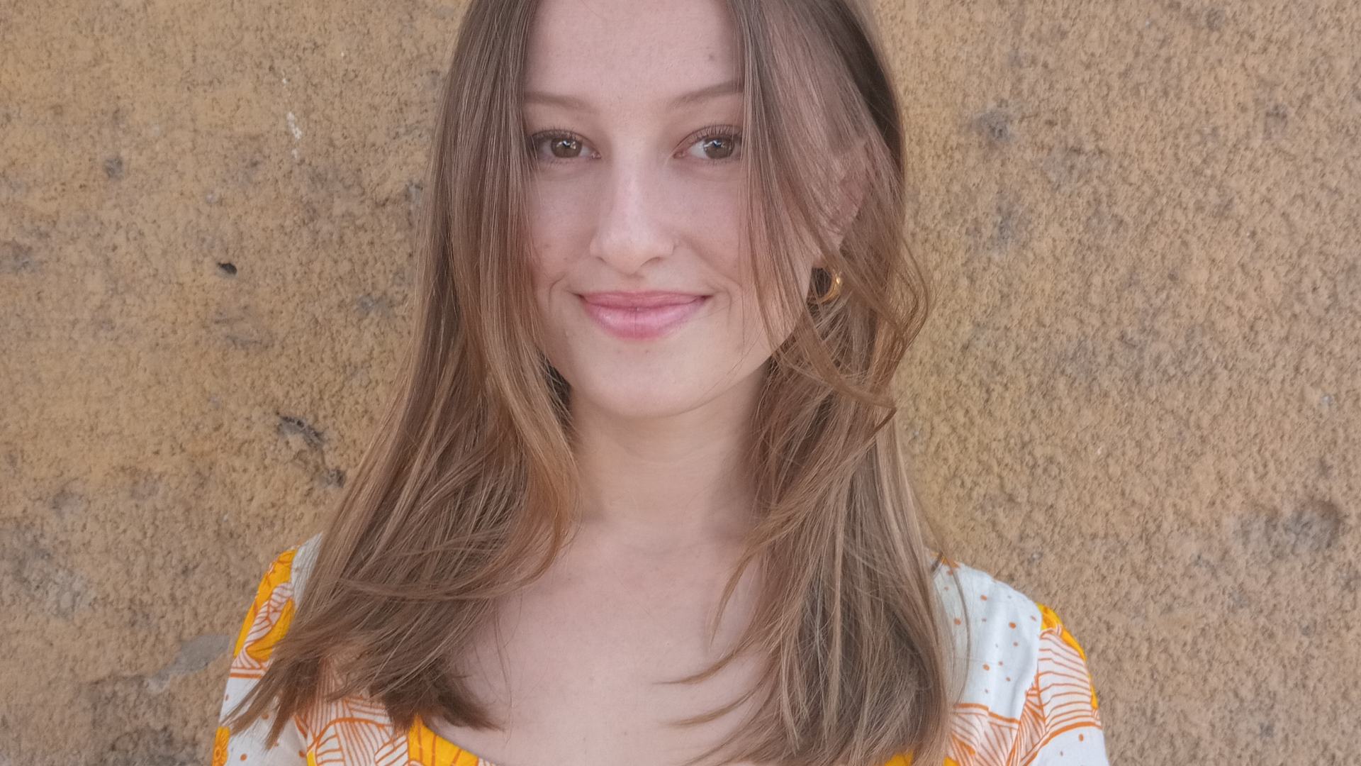 Ella M Headshot