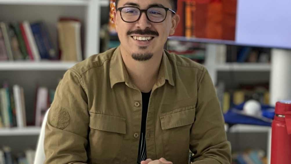 Enrique O headshot 2