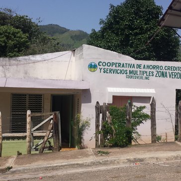 Exterior of rural savings cooperative, La República Dominicana, 2017