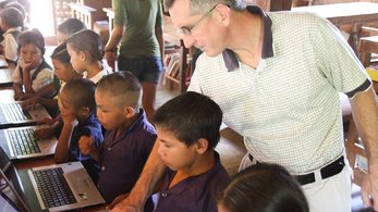 PCV Teaches Computer Literacy in Fiji