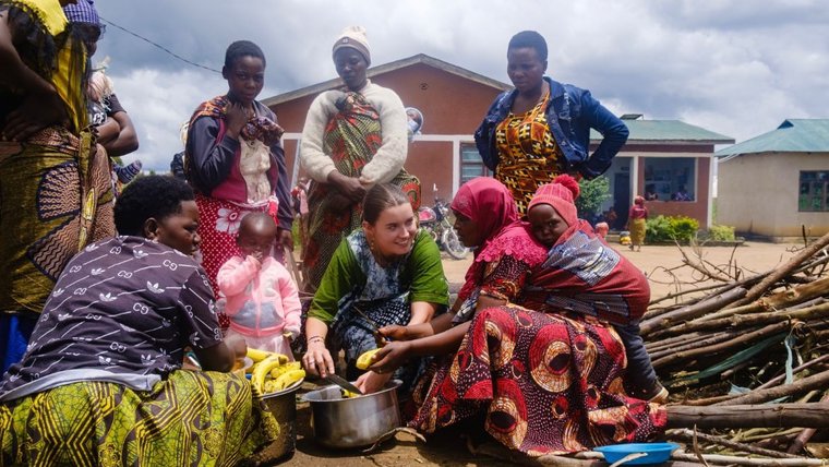 To combat malnutrition, Fran and her counterparts host cooking demonstrations for young mothers.