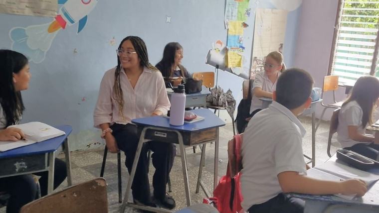 Gabriella engages students in Costa Rica.