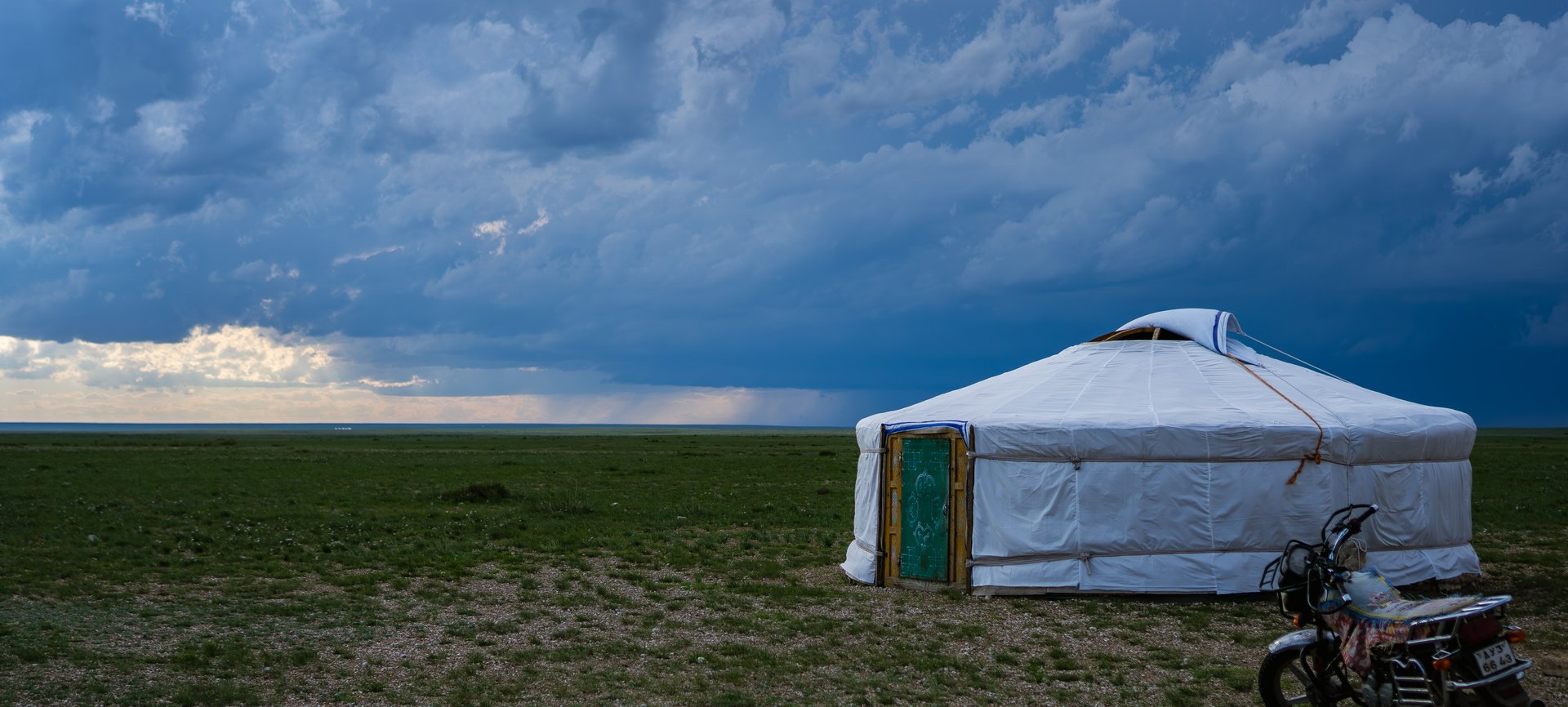 A traditional Mongolian ger standing in the vast Gobi landscape of Dundgobi Province, captured during Peace Corps Volunteers’ field travel in 2023.