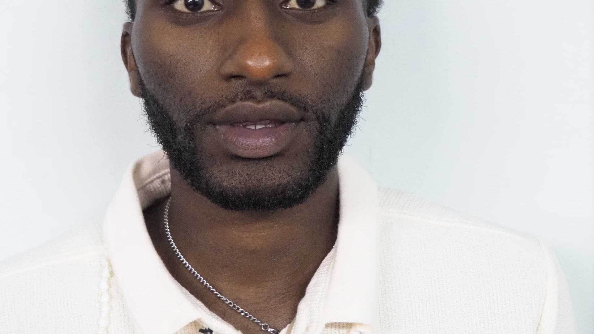 Gloire G headshot
