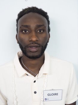 Gloire G headshot