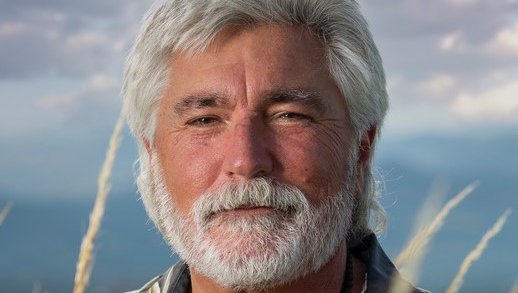 Andy L Headshot