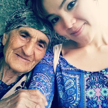 Armenia Host Grandma