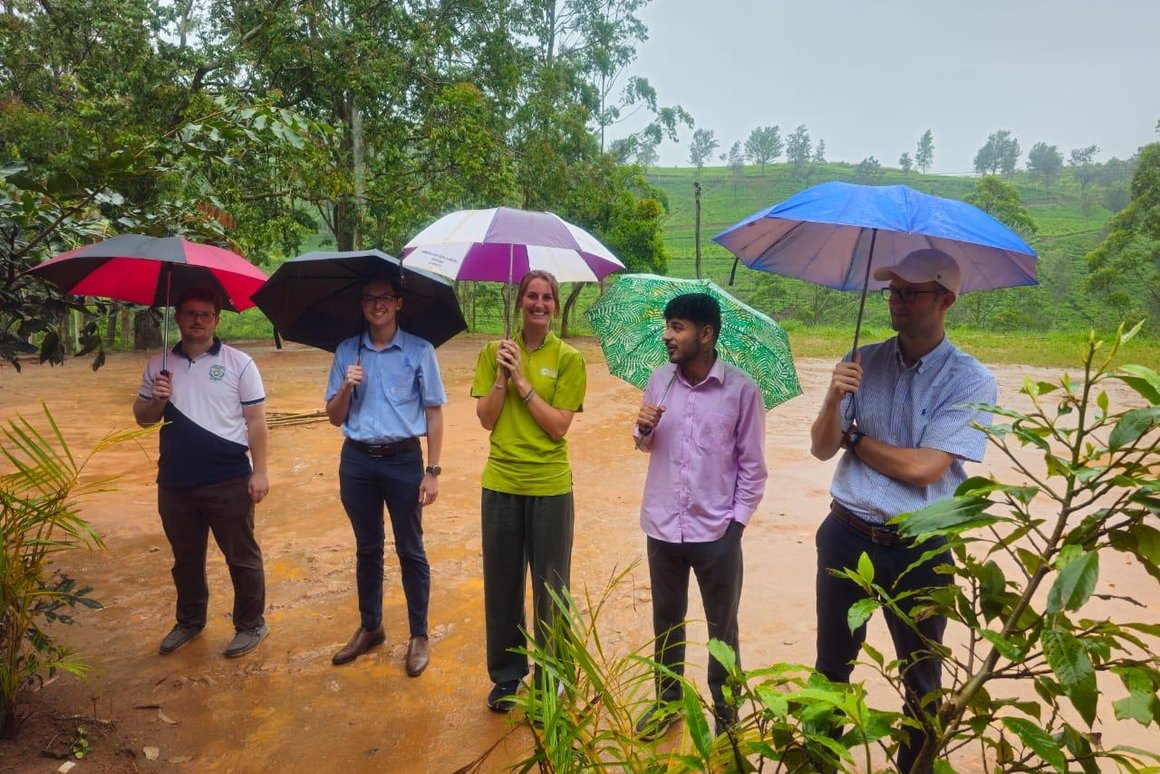 Sun or rain- we serve
