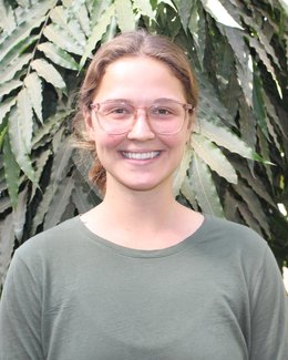 McKenna M headshot