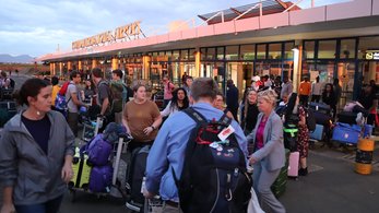 Trainees arrive in Kenya