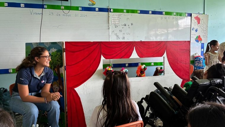Isabela in the classroom