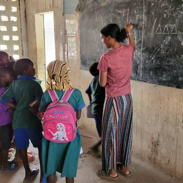 Volunteer's teaching session