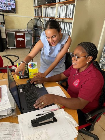 Volunteer Kajol G. teaching business skills in Namibia