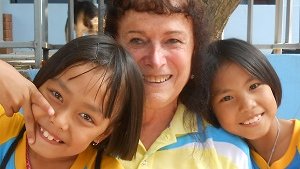 Karen Andrews served as an education Volunteer in Thailand from 2013 to 2015.