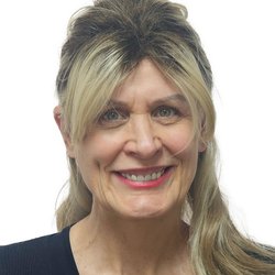 Kathy M headshot