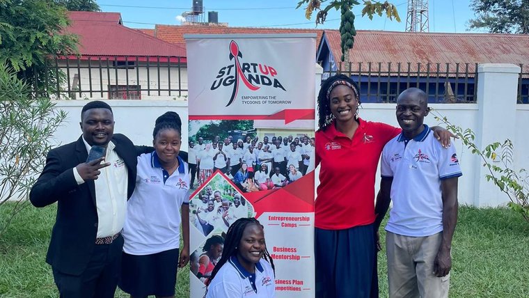 Peace Corps Volunteer Kiana with youth