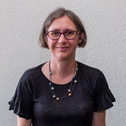 Kristina Thompson thumbnail portrait photo