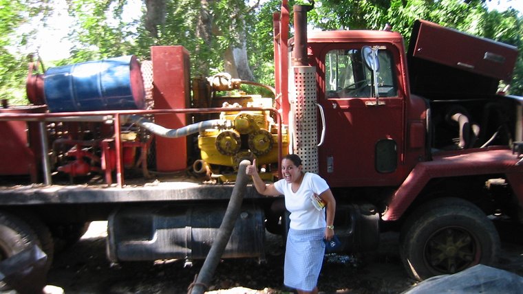 Bri worked with her Salvadoran community on a potable water project.