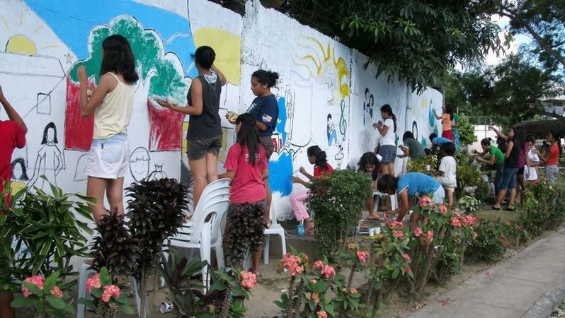Making murals with Philippine youth.