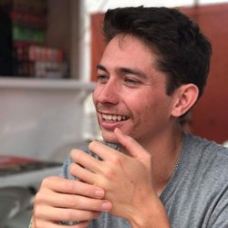 Nic Navarro