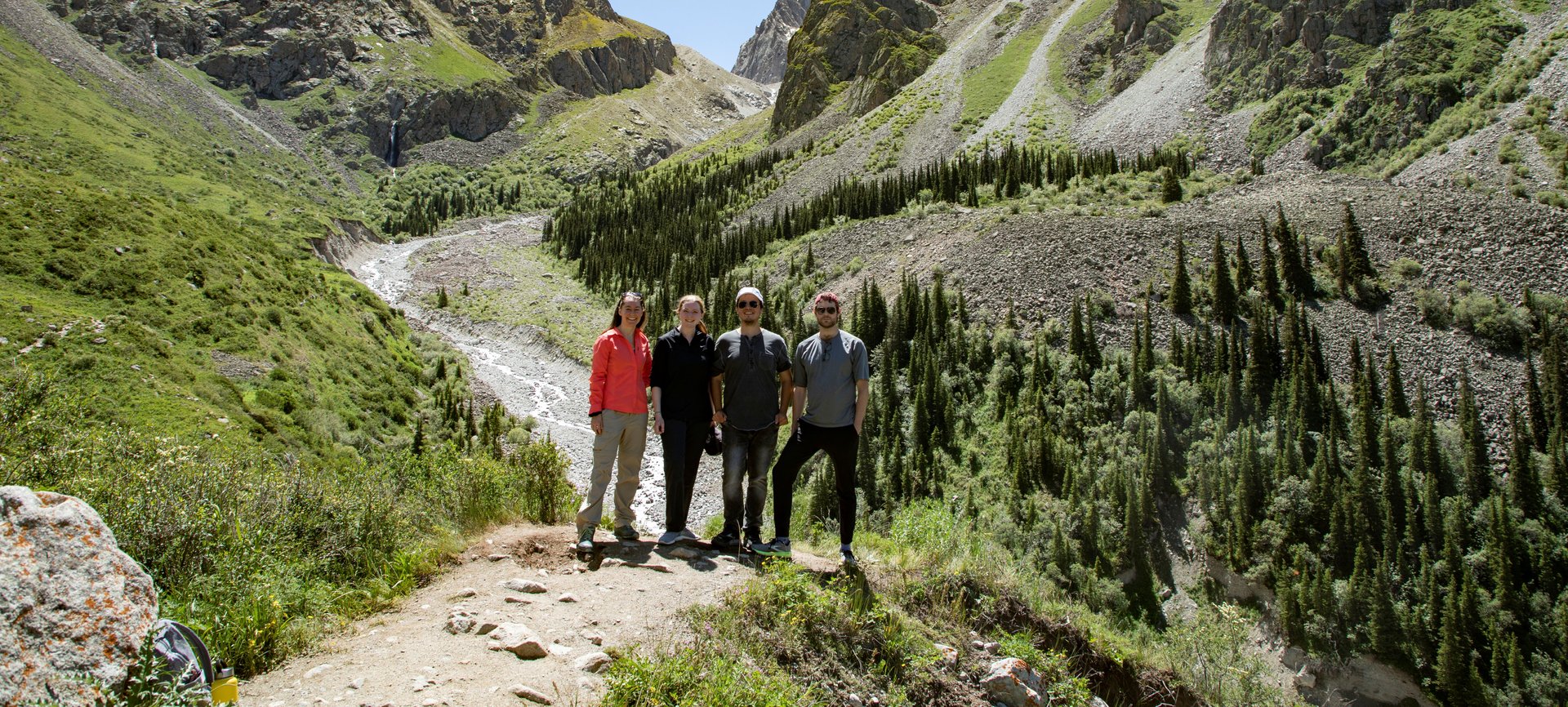 PCVs hike in the mountains