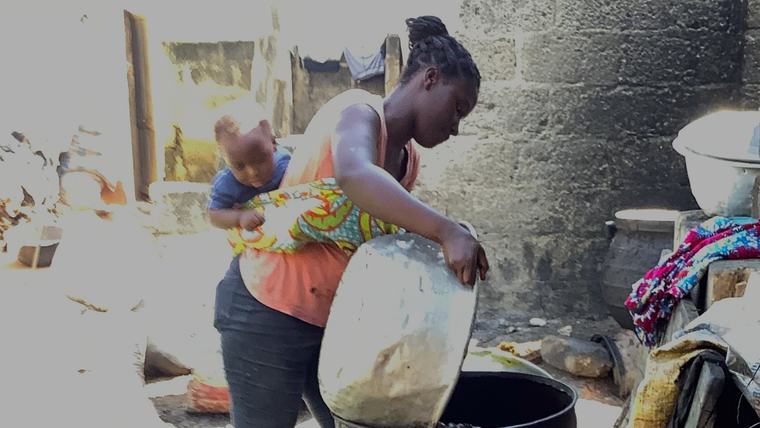 women working with palm oil