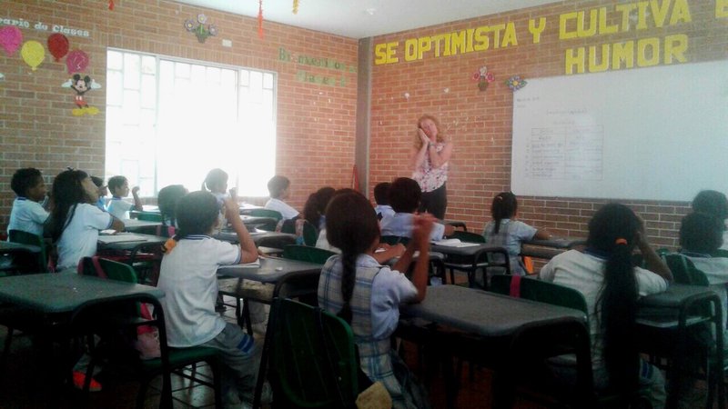 PCV Brianna with her English students
