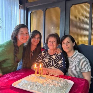 Samatha host mom birthday_