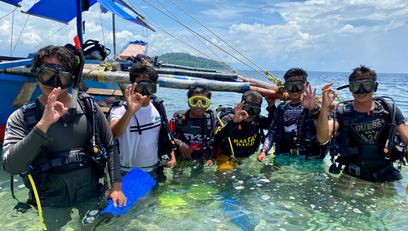 Scuba team