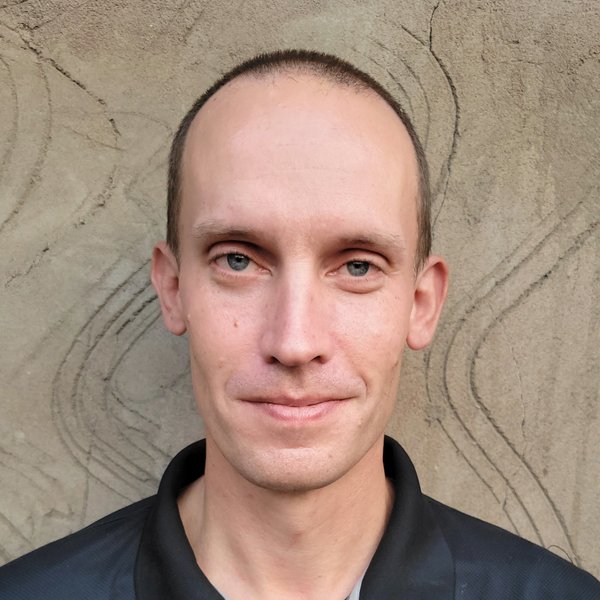 Sean M headshot