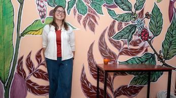 Volunteer Uses Art Degree to Paint Tea Shop