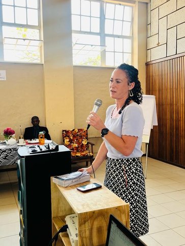 I was invited as the guest of honor to a school's English Day function. I participated in some of the games, judged, and gave a speech on the importance of English acquisition.