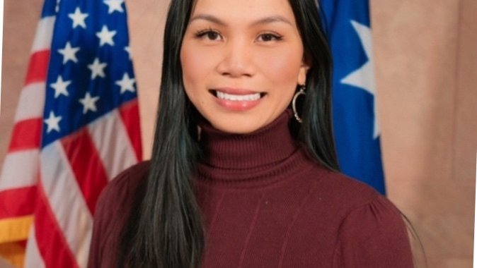 Yixiu C headshot
