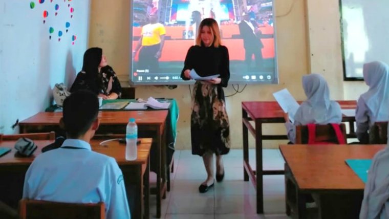 Cassandra in the classroom.
