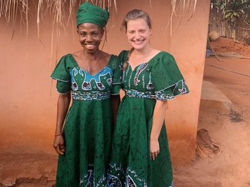 Volunteer with Host family