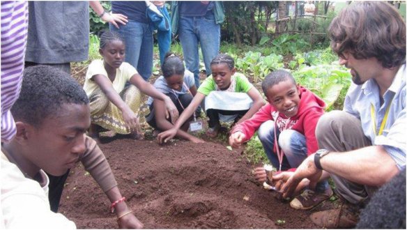 3 ways Peace Corps Volunteers are feeding the future