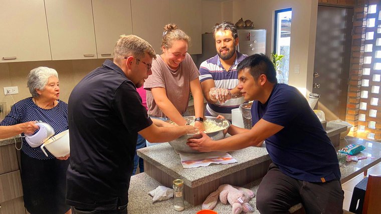 making huminta in ecuador