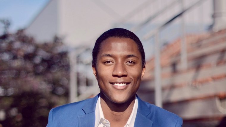headshot of Keevon Baten