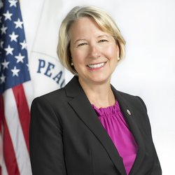 Carrie Hessler-Radelet